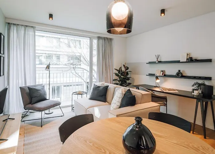 Tamariz - 1 Bedroom And Pool In Avenidas Novas 아파트 리스본