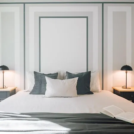 Apartment Tamariz - 1 Bedroom And Pool In Avenidas Novas Lisbon