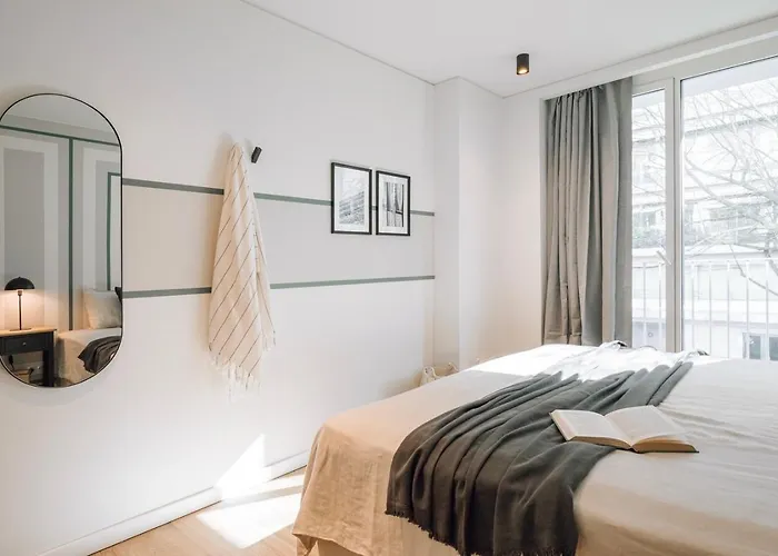 Tamariz - 1 Bedroom And Pool In Avenidas Novas Lägenhet Lisboa