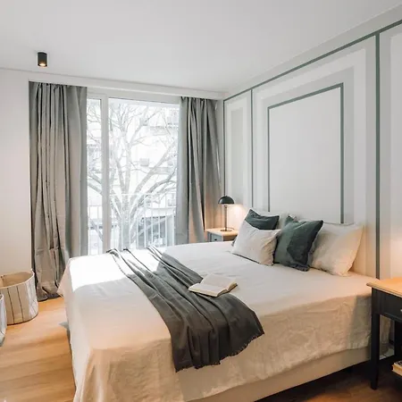 Tamariz - 1 Bedroom And Pool In Avenidas Novas Appartement