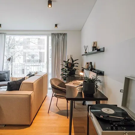 Tamariz - 1 Bedroom And Pool In Avenidas Novas * Lisboa